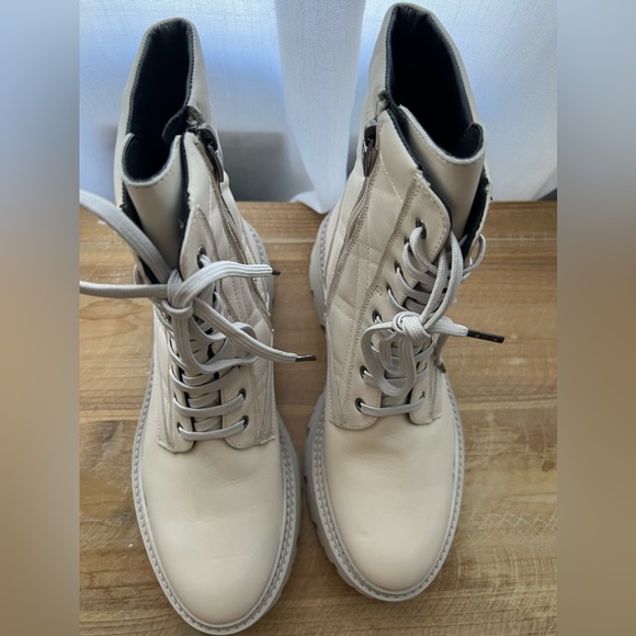 La Canadienne Yasmine Quilted Combat Boot In Bone Leather Size 8.5 New - Picture 3 of 12